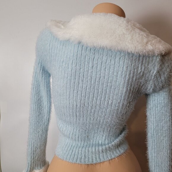 Hello Kitty & Friends X Forever 21 Blue Knit Cardigan W/Faux Fur Collar & Cuff - Picture 11 of 16